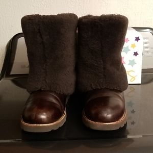 Ugg Maylin limited edition boots